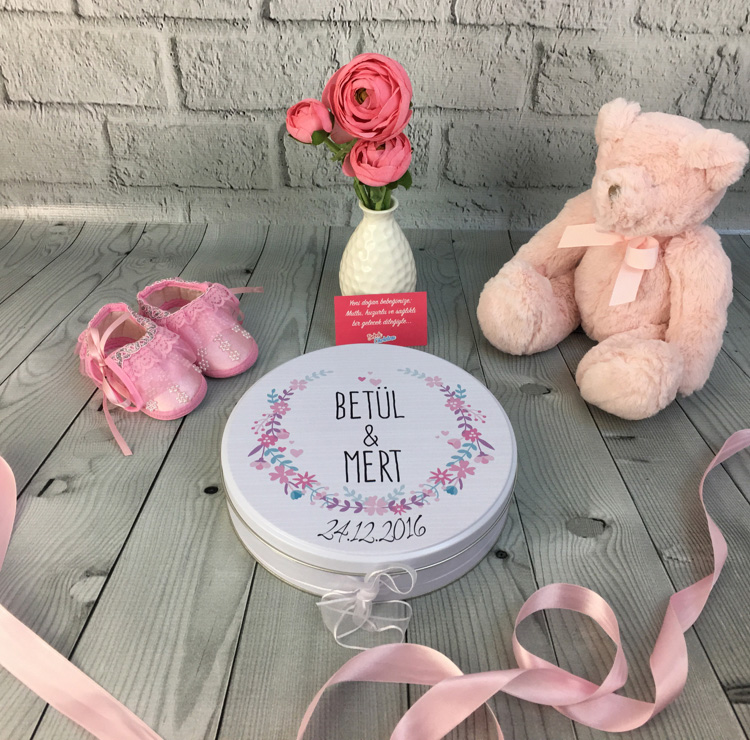 soz cikolatasi - flower metal kutu70 ad cikolata  400 gr draje